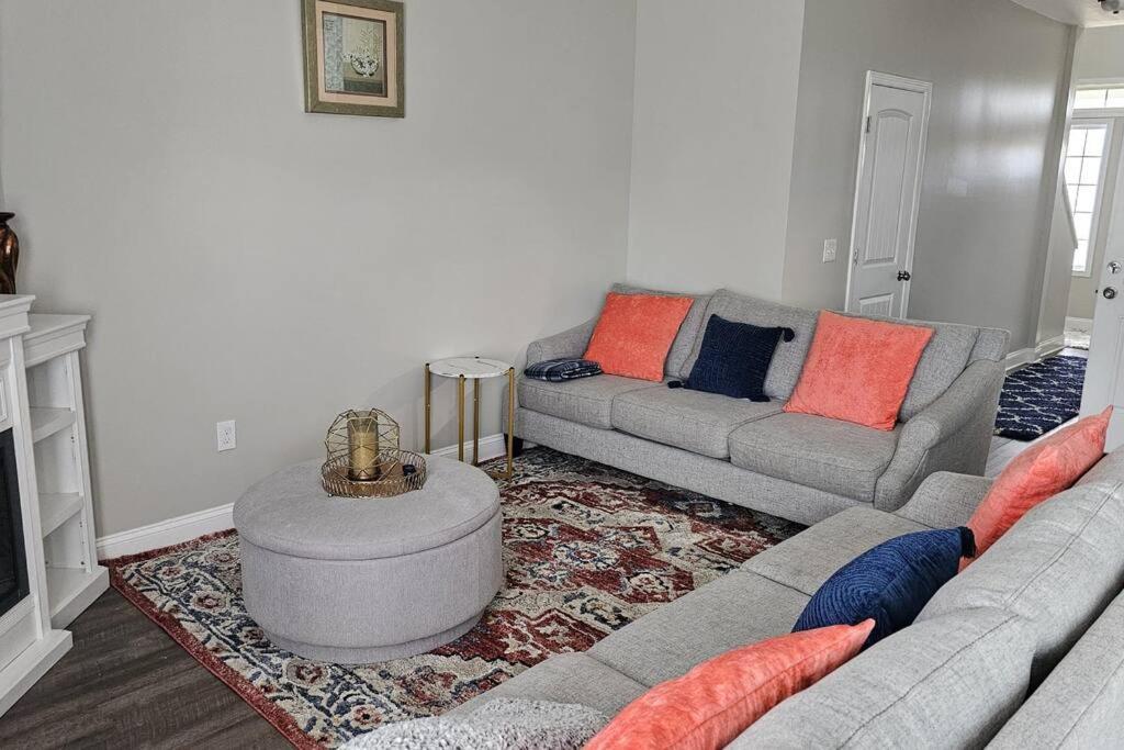 Vila Charming & Spacious 3Br House Concord Exteriér fotografie